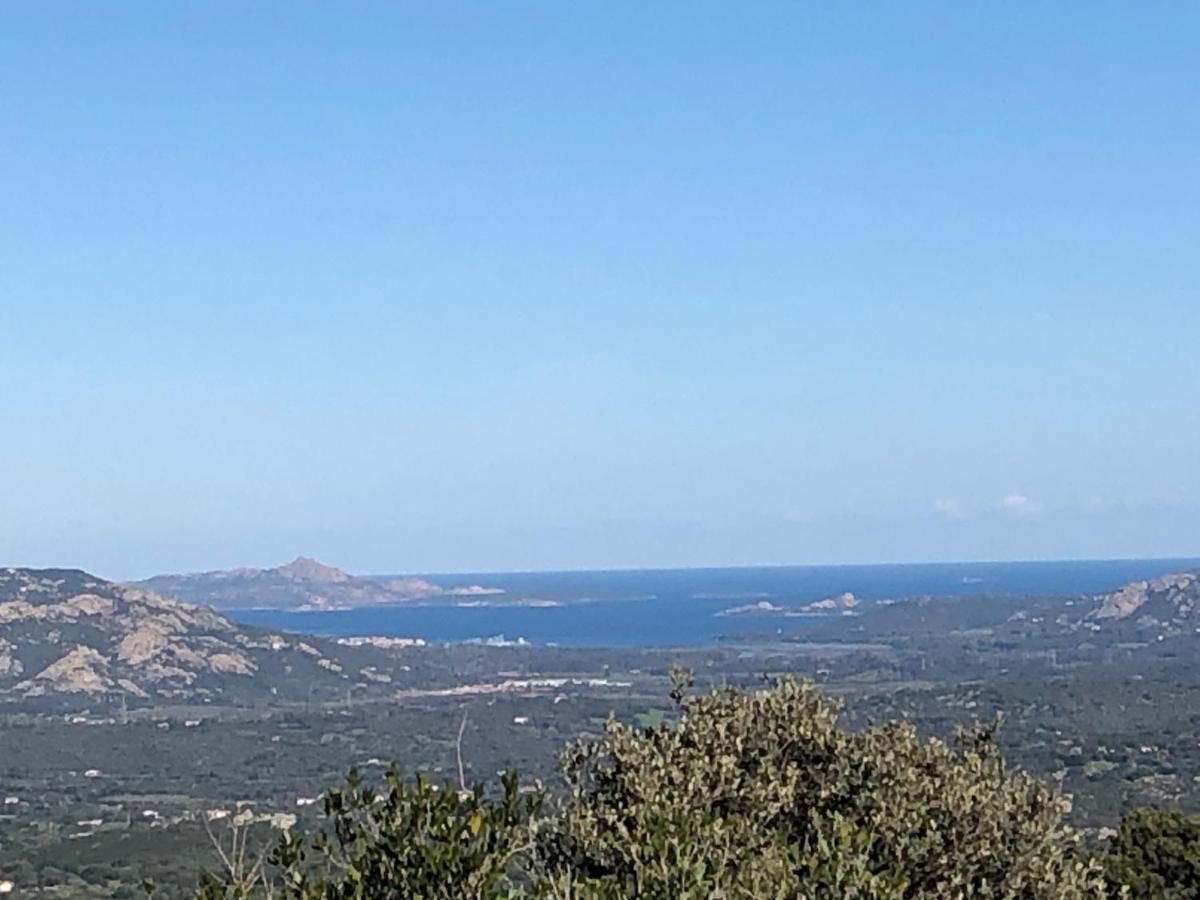 Podere Spartaco San Pantaleo Sole Ruiu Exterior foto