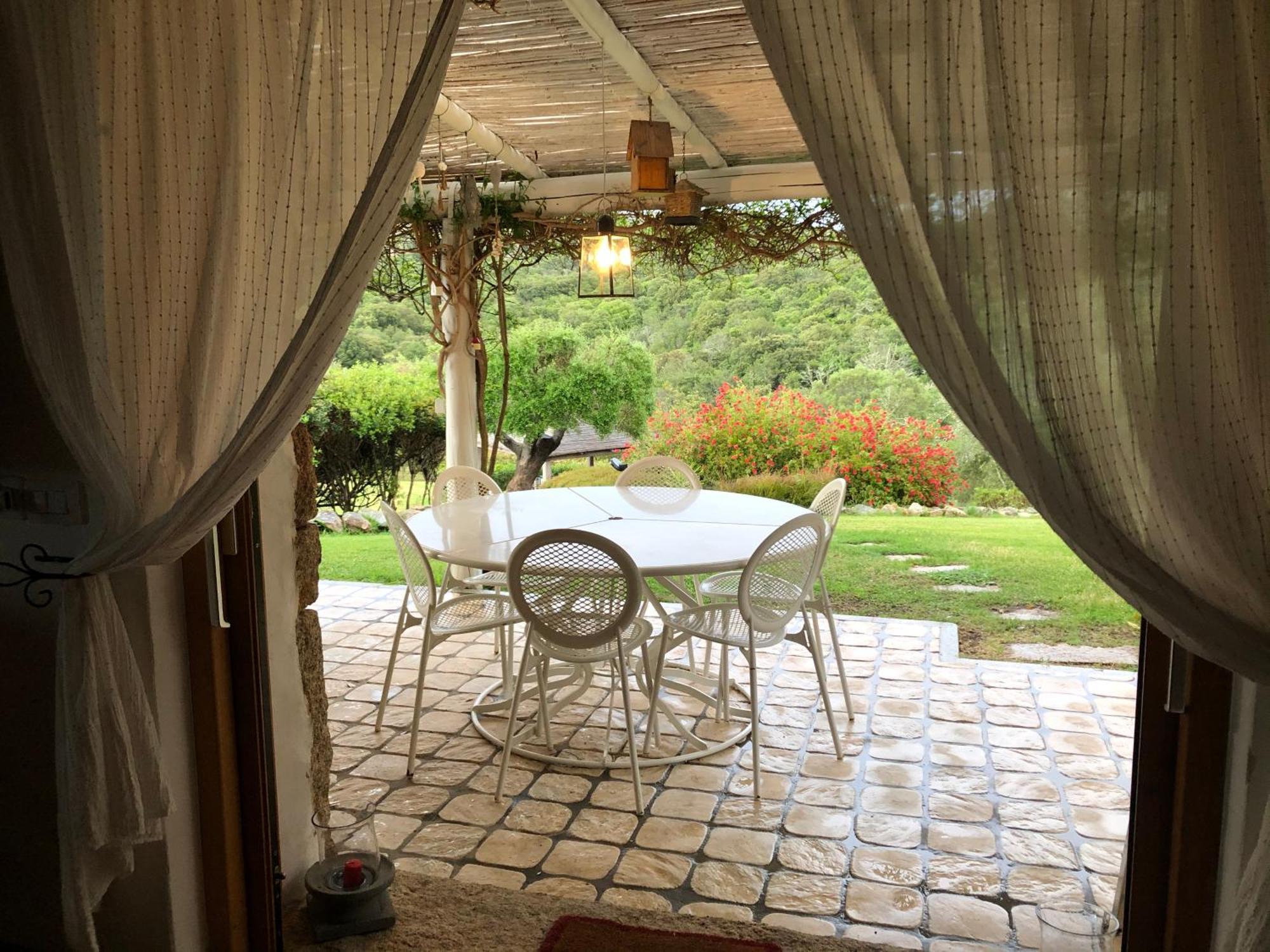 Podere Spartaco San Pantaleo Sole Ruiu Habitación foto